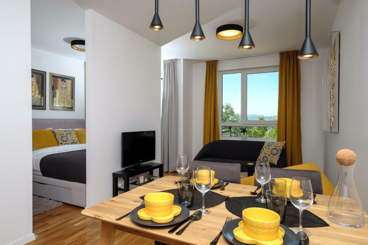 Studio Apartman Krila Wings- Parking In Garage Zagrzeb Zewnętrze zdjęcie