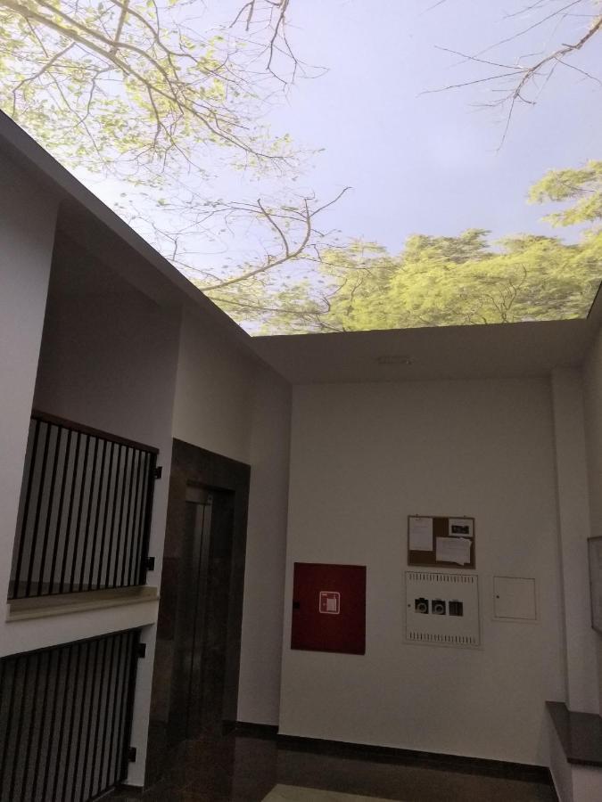 Studio Apartman Krila Wings- Parking In Garage Zagrzeb Zewnętrze zdjęcie